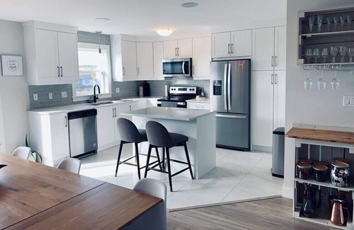Halifax House | Luxury Home with Gym, Sauna, Patio, and AC