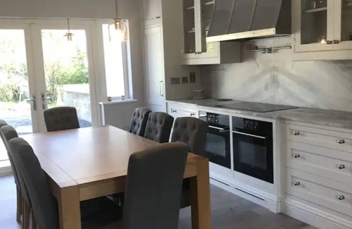 Castledermot House | Luxury House 1 hour from Dublin