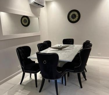 Villa Devoto House | Luxury House Villa Devoto