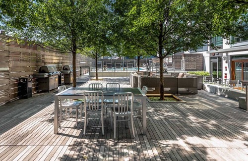 Shawmut Apartment | Luxury King Apartment - 2 Bedroom, Amazing Views - South End Boston
