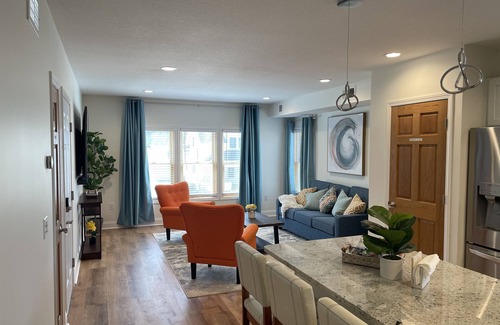 Kutzky Park Apartment | Luxury King Suite—Steps from Mayo Clinic Hospital