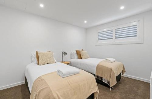 Wanaka Apartment | Luxury Lake View Apartment
