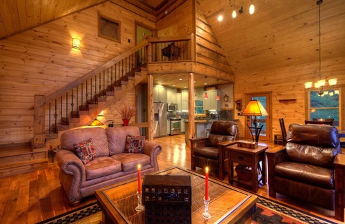 Blue Ridge Cabin | Luxury Lake View Blue Ridge Cabin – Pool Table, Fireplaces