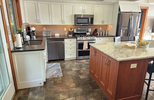 Nisswa Cabin | Luxury Lakefront Retreat:Hot Tub, Game Room, Spectacular Views