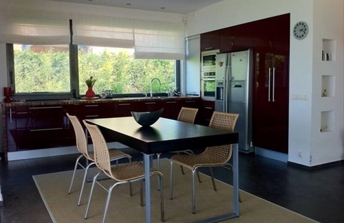 Balatonoszod Villa | Luxury Lakefront Villa with Private Pier & Jacuzzi. Private Beach!