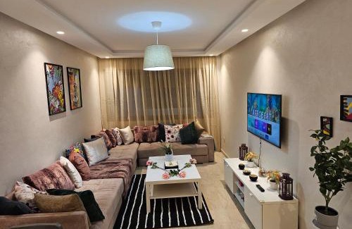 Casablanca Apartment | Luxury Living 3 Bedroom Apartment with Garden Terrace and Private Balcony