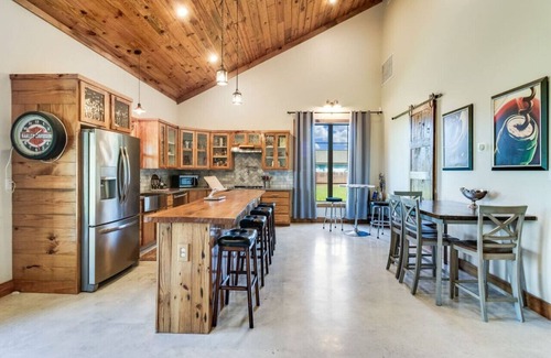 Milton House | Luxury Living in a Barndominium