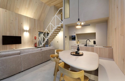 Zolder House | Luxury lodge for 6 people with jacuzzi, surrounded by nature and equipped with high-quality amenities.
