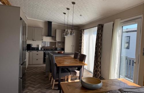 St. Andrews House | Luxury Lodge Retreat with Hot Tub - Stewarts Resort 19