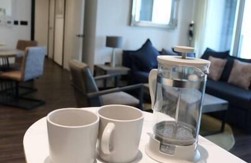 Hanger Hill Apartment | Luxury London Living