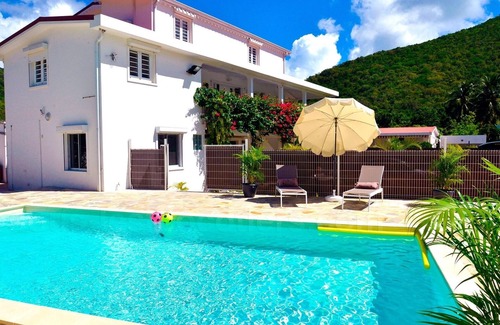 Bellefontaine Apartment | Luxury Martinique Apartement With Mountain View