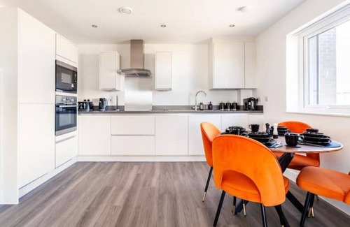 Ebbsfleet Valley Apartment | Luxury Modern 2 Bed Apartment in Ebbsfleet