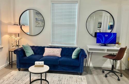 Fort Walton Beach House | Luxury Modern & Cute- Minutes to The White-Sand Beaches