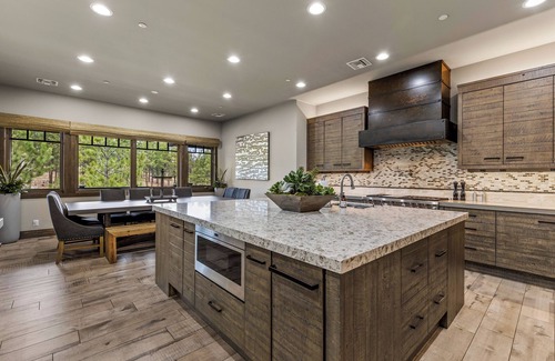 Flagstaff House | Luxury Mountain Retreat in Pine Canyon – Sleeps 20 | Flagstaff, AZ
