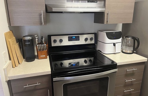 Santa Ana Heights Apartment | Luxury Newport Beach rental Location Location location