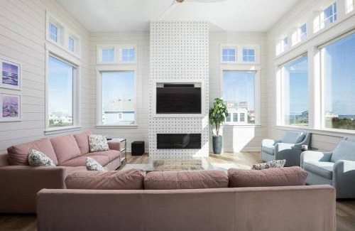 Ocean Hill House | Luxury Oceanview Heated Pool Theater Pool Table