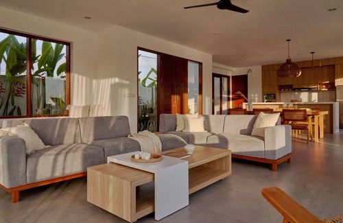 Cemagi Villa | Luxury Om Cemagi Beach Villa