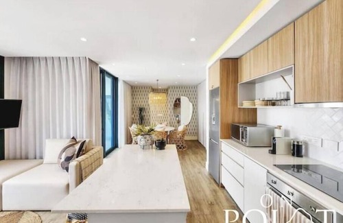Sea Point Apartment | Luxury on Point