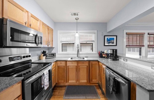 Kansas City House | Luxury on the Plaza and Loose Park