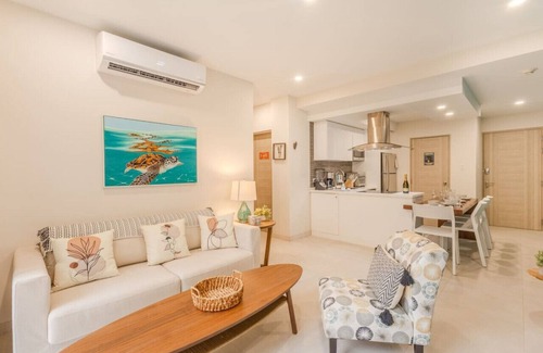 Boroncana Apartment | Luxury Palm Beach Condo Aracari 29 by Bocobay