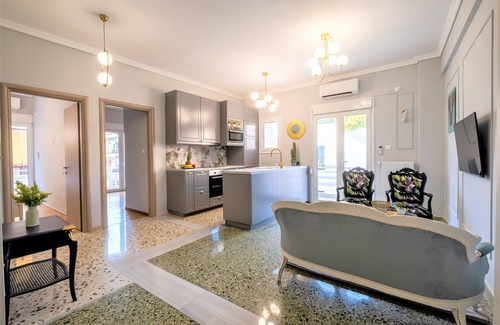 Thissio House | Luxury Penthouse in prime central Athens Thissio