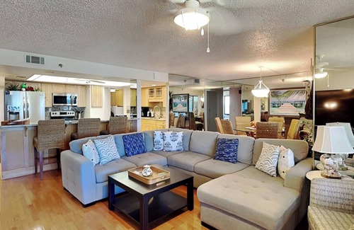 Ormond-by-the-Sea Condo | Luxury Penthouse w. Gorgeous Ocean Views + Direct Beach Access
