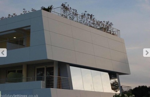 Ara Nova Apartment | LUXURY PENTHOUSE WITH PRIVATE POOL