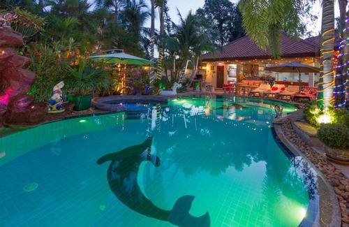 Nong Pla Lai Villa | Luxury Private Villa Near Pattaya Thailand