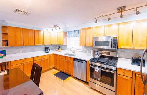 Provincetown Condo | Luxury PTown Condo - 5 min Walk to Commercial St