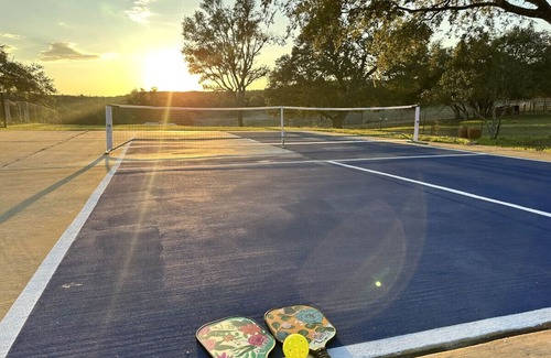 Dripping Springs Villa | Luxury Ranch Retreat Pool, Sleeps 18