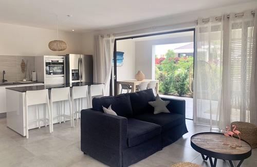 Willemstad Apartment | Luxury Relax Apartment Jan Sofat, ground floor with terrace facing the pool