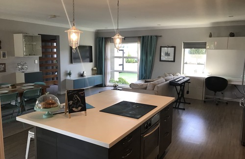 Greenwood House | Luxury Resort Home Awaits You! Outdoor Entertaining! Pool, BBQ, Unlimited Wifi