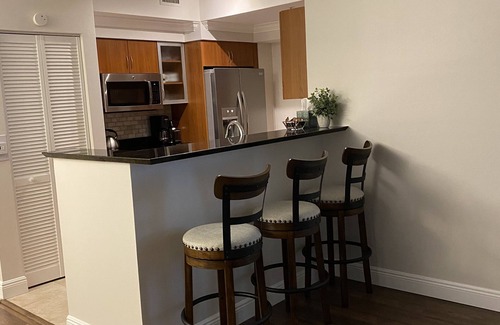 East Ocean Ave Condo | Luxury - Resort style condo on intracoastal marina, 5 min from the beach!
