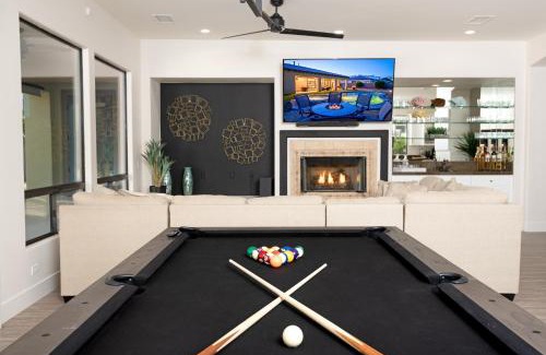 Rancho Santana House | Luxury Resort Style Living w Pool & Jacuzzi