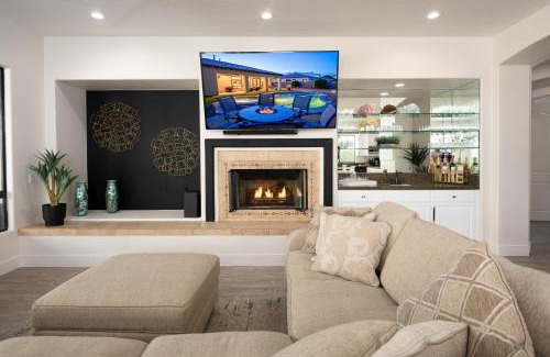 Rancho Santana House | Luxury Resort Style Living w Pool & Jacuzzi