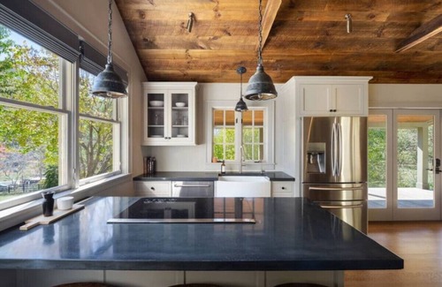 Faber Cottage | Luxury Retreat Perfect for Reconnecting w/Nature
