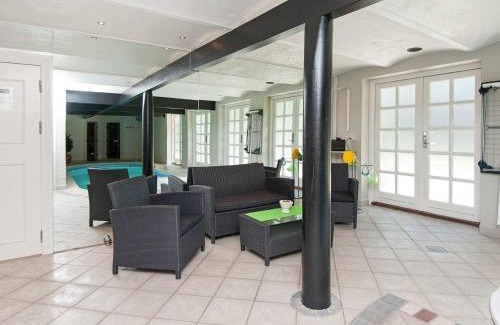 Esbjerg Municipality House | Luxury Retreat with Pool - By Traum Ferienwohnungen