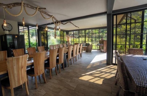 Alegrias House | Luxury Riverfront Rainforest Retreat - Designer 3BR Estate + Private Cabin