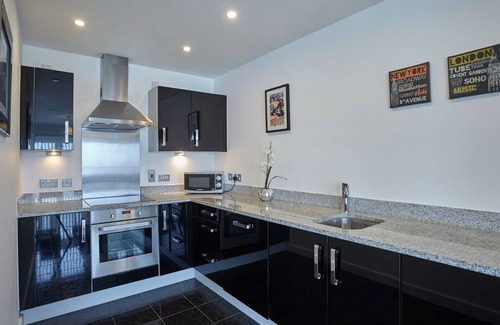 Peninsula Apartment | Luxury Riverside apartments, 3 Bedroom apartment on the river, O2, Excel