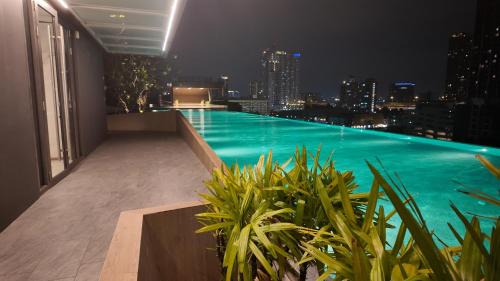 Bang Kra So Apartment | Luxury Riverside Private Condo Bangkok North Area