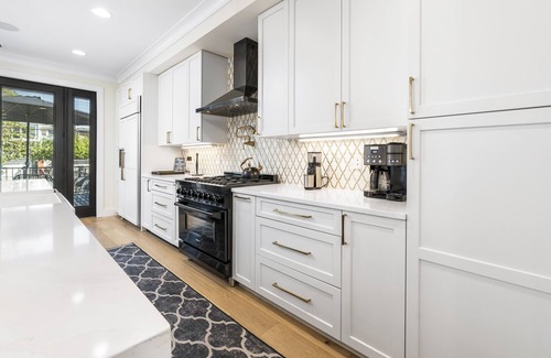 16th Street Heights House | Luxury rowhouse w/parking - centrally located