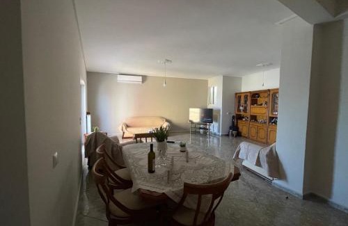 Lokroi House | Luxury seaside apartment, 3 bedrooms