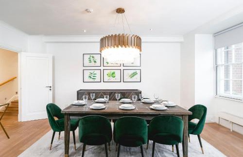 St. Johns Wood Apartment | ' Luxury & Spacious AirConditioned 4 Bed 4 Bath Apartment '