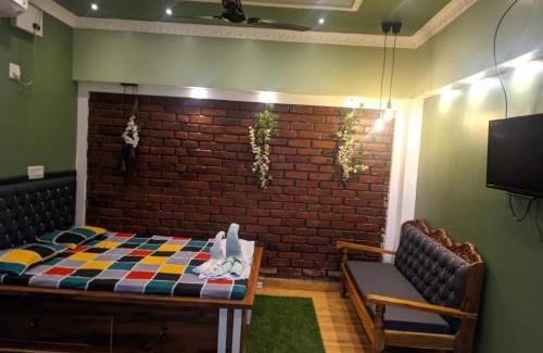 Bhubaneshwar House | Luxury stay at Pravuprasad Homestay near Bhubaneswar Airport and Railway Station