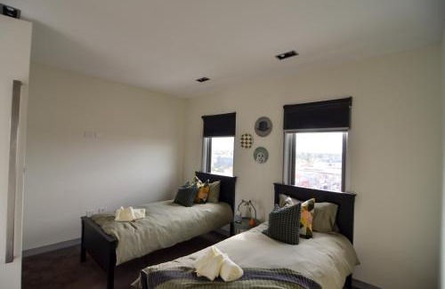 Northcote Apartment | Luxury Stay in Premium Penhouse