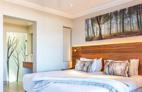 Wilderness House | Luxury Studio - Panoramic Ocean Views - Fast Wifi