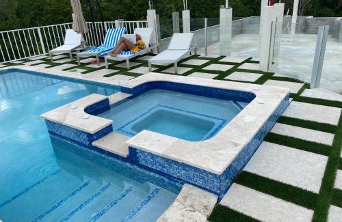 Silver Sands House | Luxury Studio Rooftop Pool n View unit #4