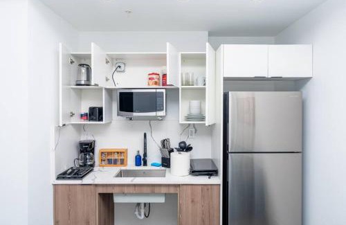 East Little Havana Apartment | Luxury Studio Suite with King Bed Near Brickell & Marlins Park