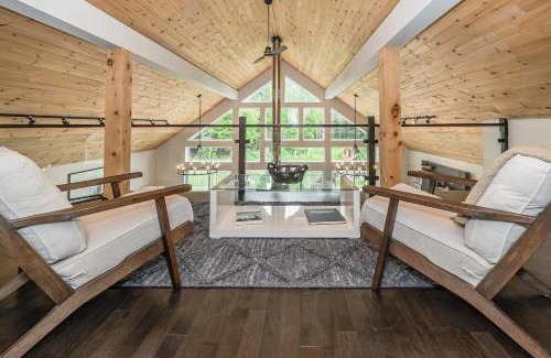 Tobermory House | Luxury Tobermory Retreat Modern Home Hot Tub