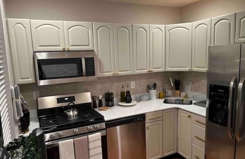 Downtown Baltimore House | Luxury townhome, walking distance from Ravens stadium